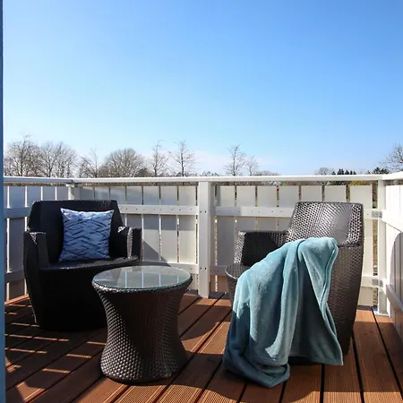 Ginger Am Bodden Eingezaeunt & Hundefreundlich Holiday home Bodstedt